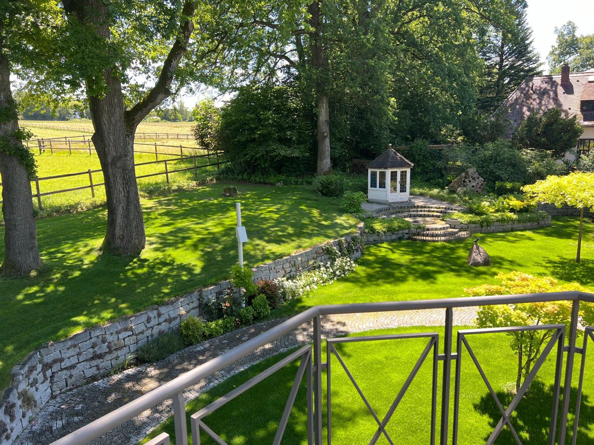 Herrenhaus - Starnberger See - Ammerland Münsing Eksteriør billede